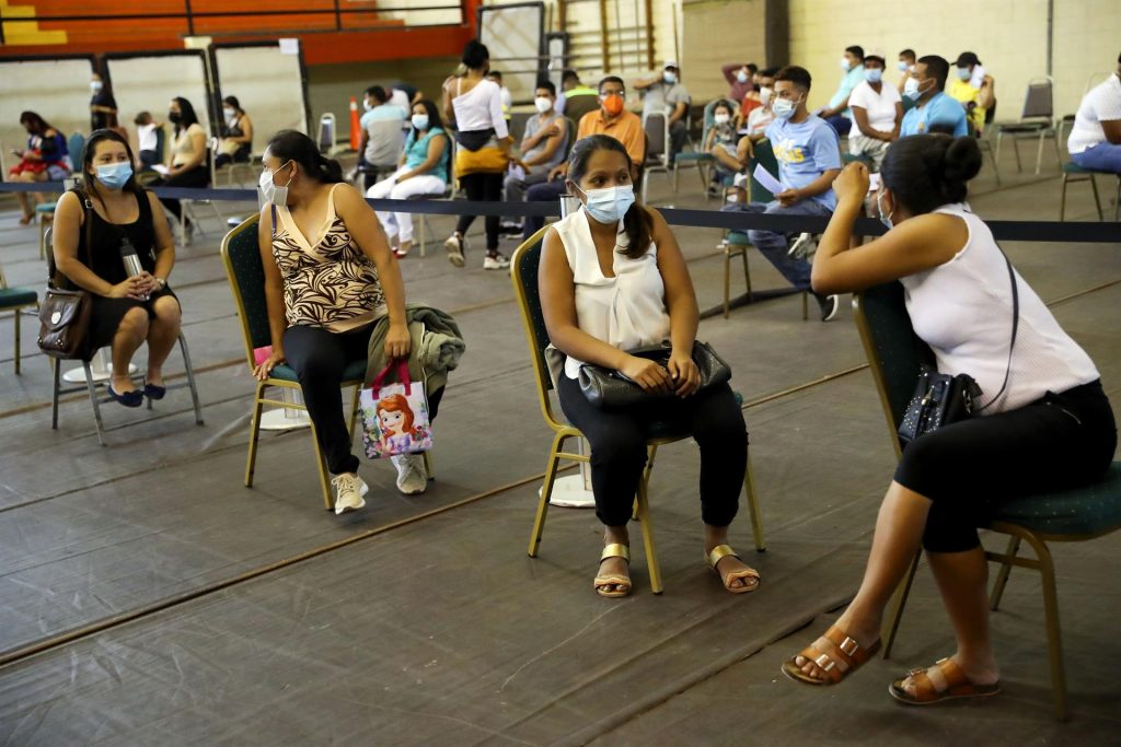 Puerto Rico en alerta por la muerte de 5 embarazadas por COVID-19