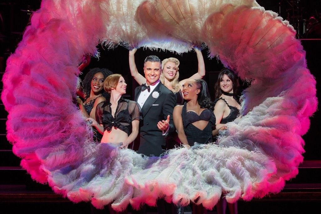 El musical Chicago busca de rendirle tributo a los latinos