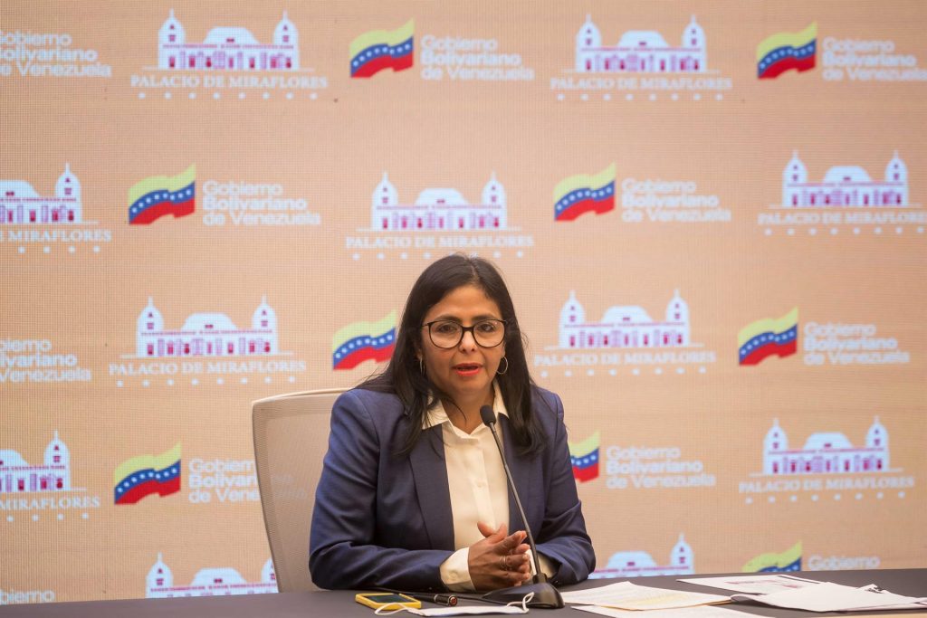 Venezuela inspecciona los precios en comercios tras la reconversión monetaria