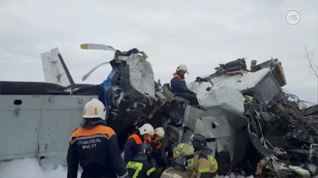 Avión con 16 paracaidistas se estrelló en la región de Tartarstán, Rusia y todos fallecieron