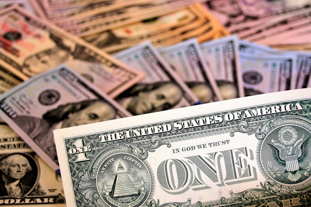 La Fed podría empezar a reducir su plan de compra de bonos en noviembre