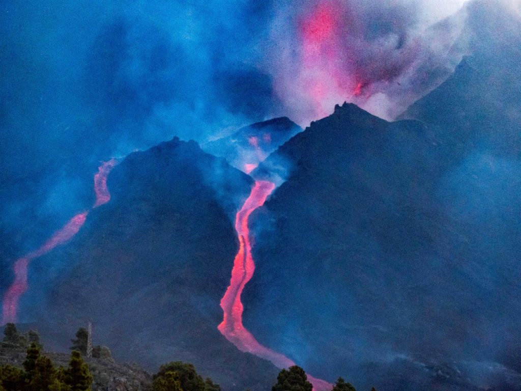 Rotura del cono del volcán de La Palma amenaza con afectar otras áreas