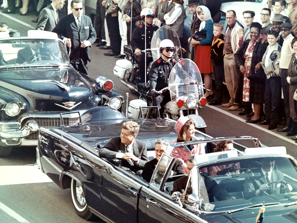 Biden aplaza la publicación de nuevos documentos sobre el asesinato de JFK