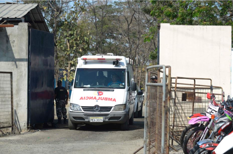 Dos heridos en motín en cárcel de Guayaquil, escenario de reciente masacre