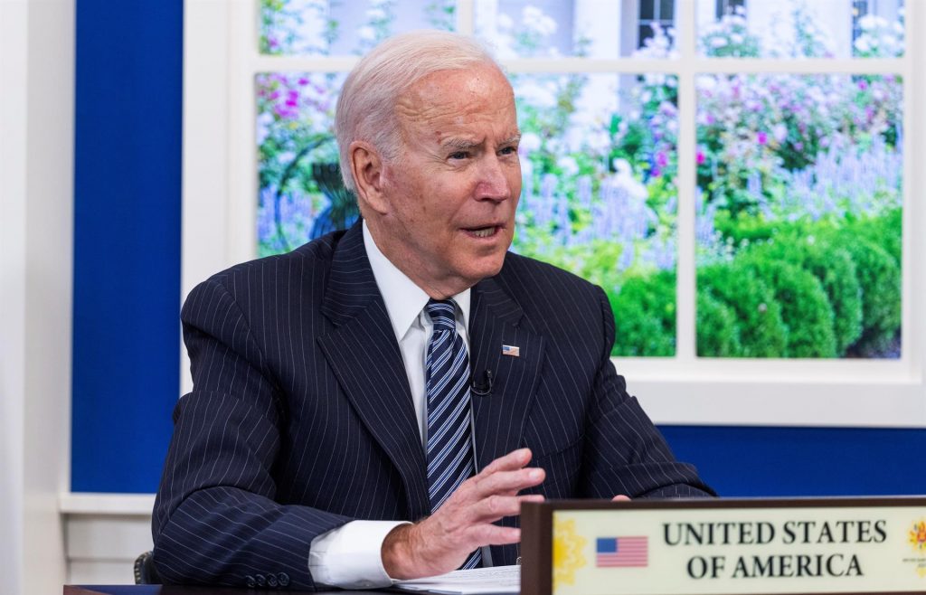 Biden nomina a dos mujeres para cargos clave en regulador de internet en EEUU