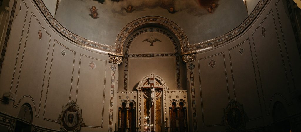 Declaran culpable de drogar y abusar de una mujer en Florida a sacerdote que juró su inocencia
