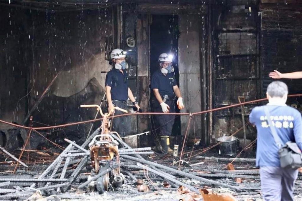 Detenida principal sospechosa por incendio que mató a 46 personas en Taiwán