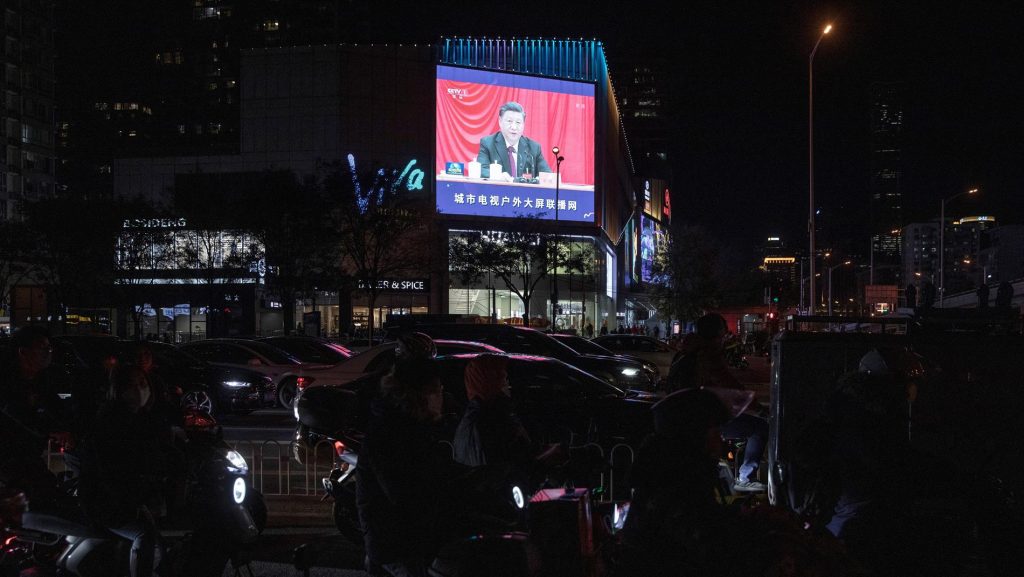 A puerta cerrada, China aprobó una histórica resolución para que Xi Jinping siga mandando