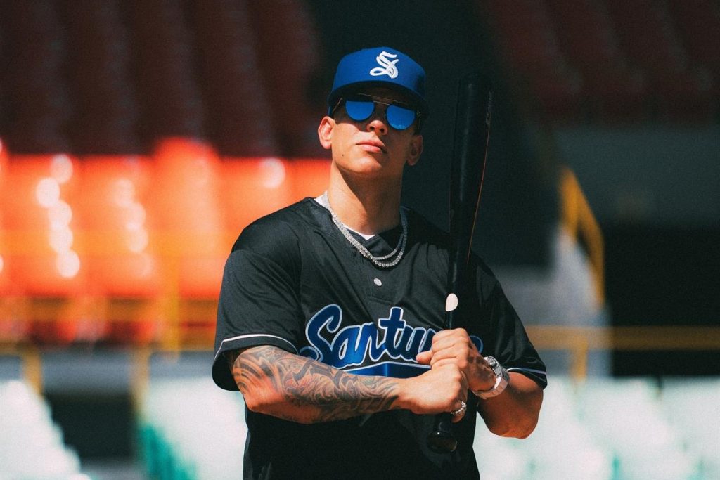 Daddy Yankee se hace copropietario de los Cangrejeros de Puerto Rico