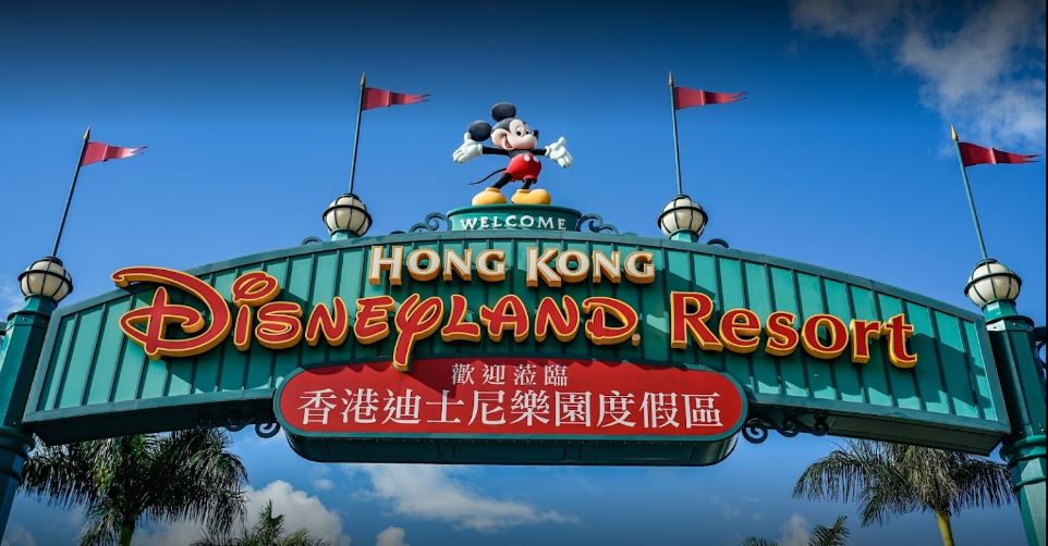 Disneylandia Hong Kong cierra para que su personal se haga análisis de COVID