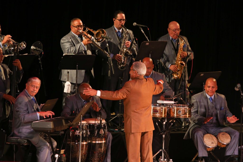 El Gran Combo de Puerto Rico lanza el tema No Hay