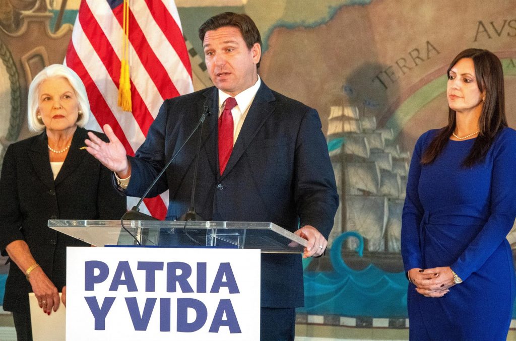 Gobernador de Florida equipara el régimen cubano con "cáncer" con metástasis