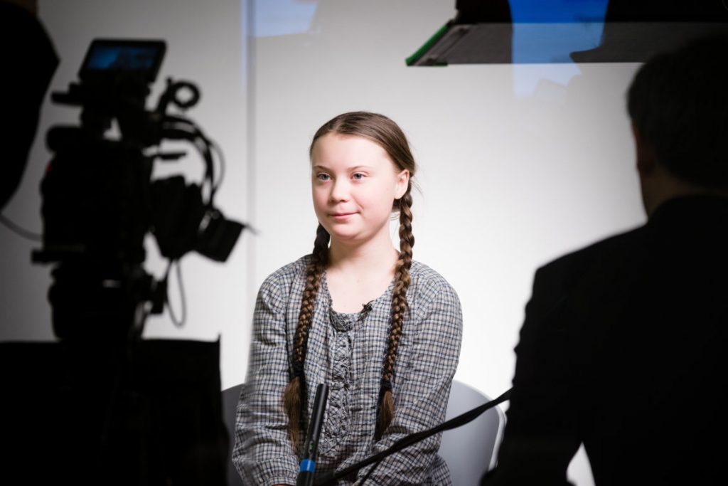 No es Greta Thunberg bailando desnuda, es un "deepfake"