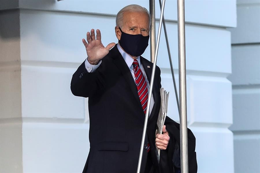 Ocasiones en las que el presidente Biden pareció quedarse dormido