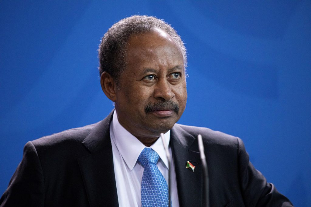 Ejército sudanés levanta el arresto domiciliario al depuesto primer ministro