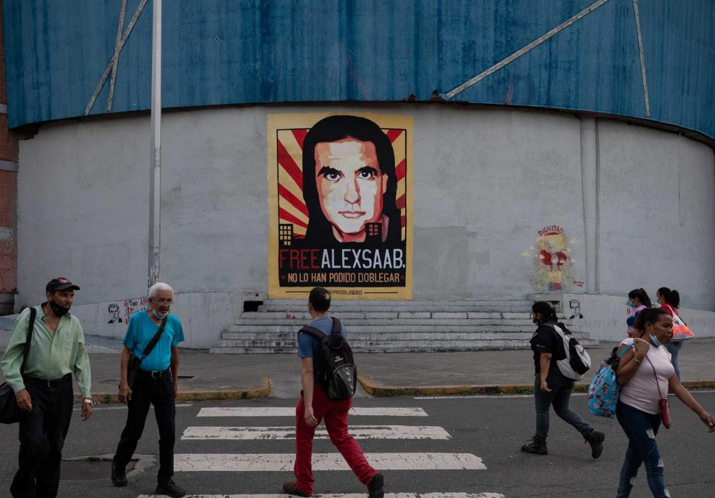 Fiscalía de EEUU pide desestimar 7 de los 8 cargos de lavado contra Saab