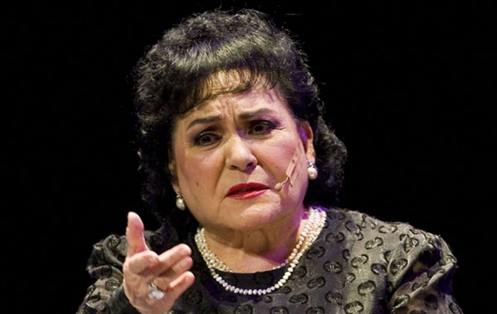 Actriz mexicana Carmen Salinas hospitalizada de emergencia