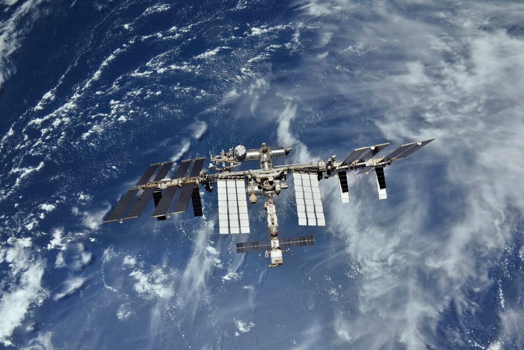 EEUU acusa a Rusia de poner en peligro la Estación Espacial al destruir uno de sus satélites