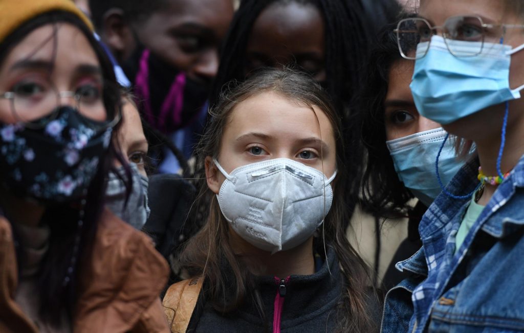 Greta Thunberg: El liderazgo está aquí fuera no dentro de la COP26
