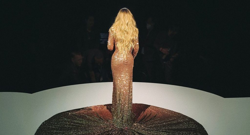 Mariah Carey y Apple TV+ dan a conocer un adelanto de su especial navideño