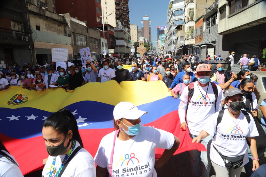 Sindicatos venezolanos protestan para exigir mejoras salariales