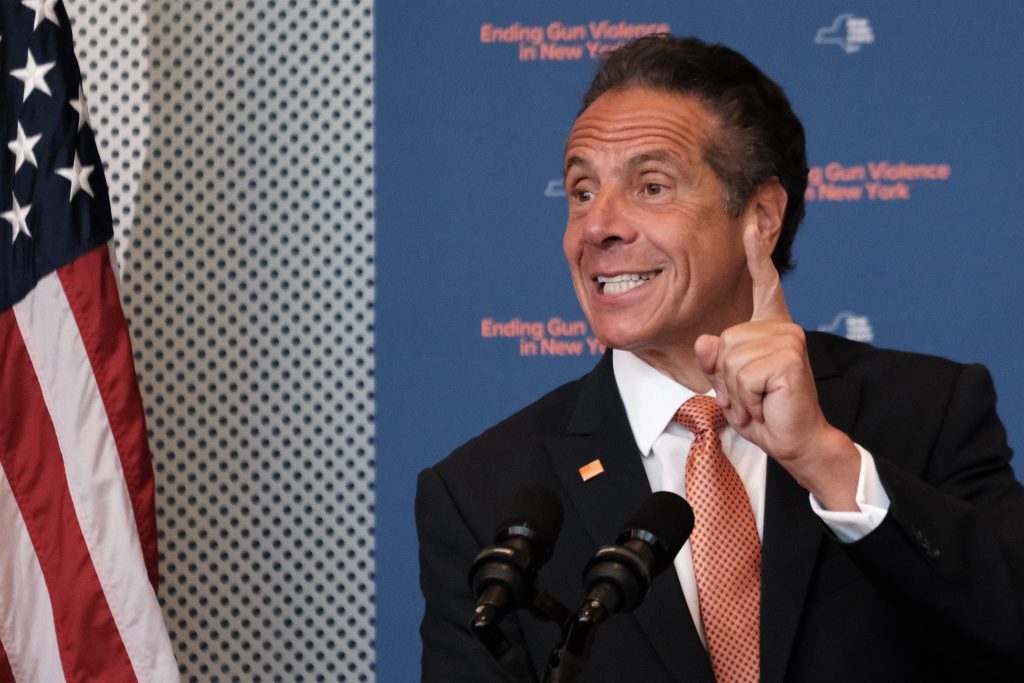 El Comité de Ética Nueva York obliga a Cuomo a devolver las millonarias ganancias de su libro sobre la pandemia