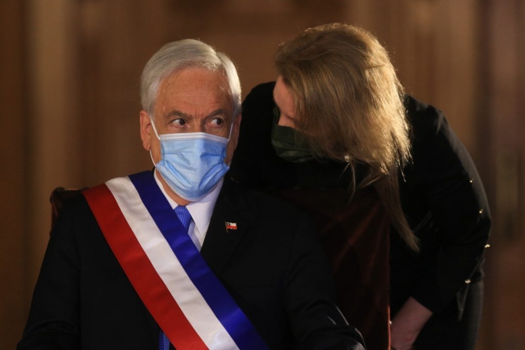 Demanda contra Piñera por crímenes de lesa humanidad no será analizado por el TPI