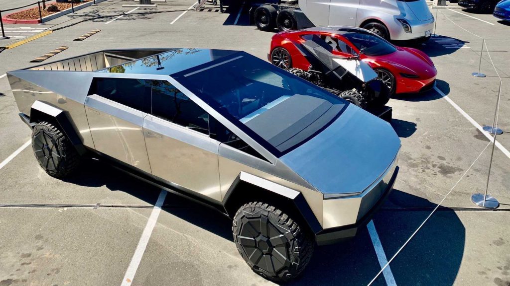 El Cybertruck de Tesla llegará al mercado con cuatro motores