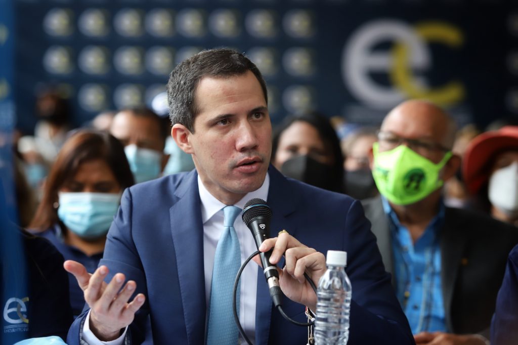 Juan Guaidó dice que es momento de "reunificar" a toda la oposición