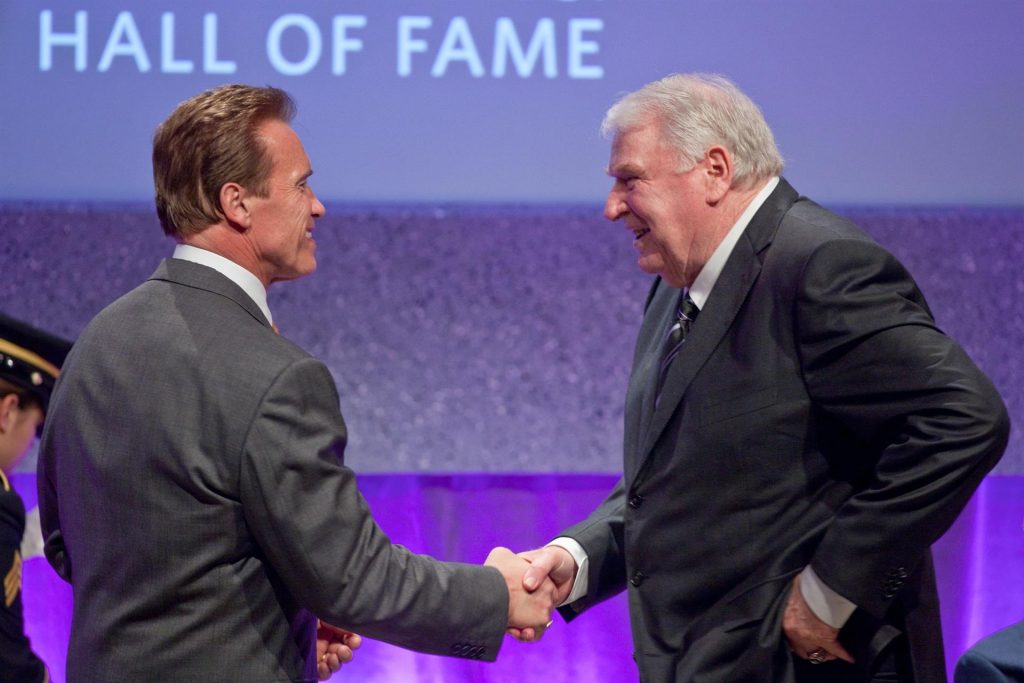 Falleció el miembro del Salón de la Fama de la NFL John Madden