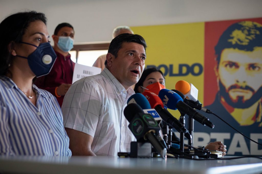 Oposición Venezolana lanza otro candidato a nuevas elecciones en estado Barinas