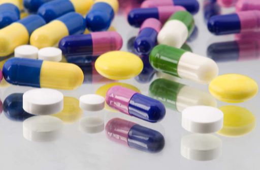 Acusan a dueño de clínica de Miami de estafar 38 millones en atención médica