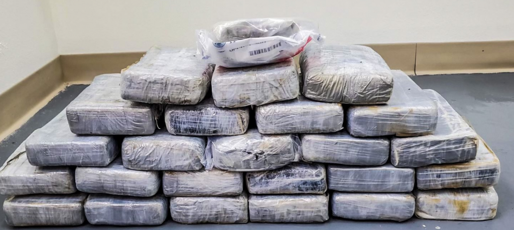 Bañista encontró un millón de dólares en cocaína flotando cerca de los Cayos de Florida