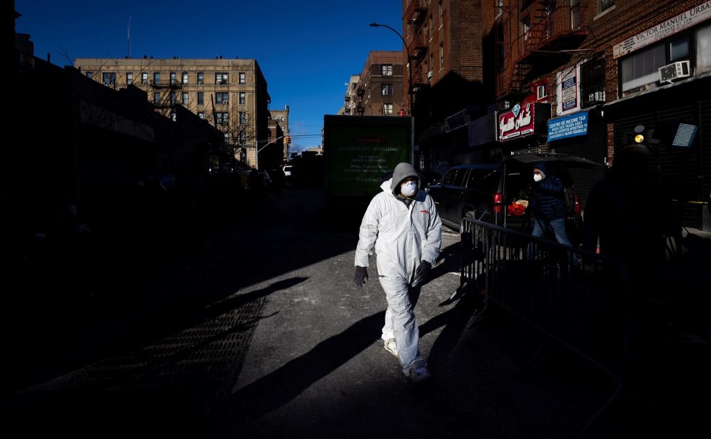 Rebajan a 17 los muertos en el incendio del Bronx , entre ellos 8 niños
