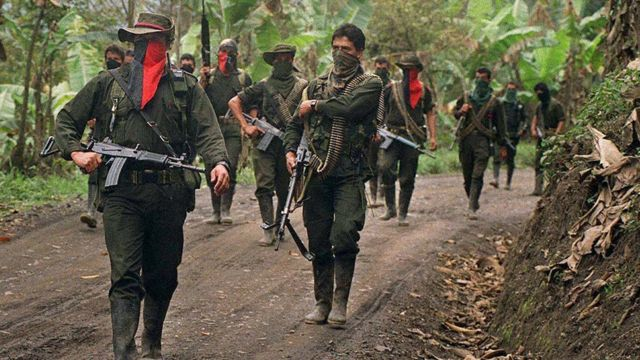 Enfrentamientos entre las FARC y el ELN dejan al menos 17 muertos en frontera con Venezuela
