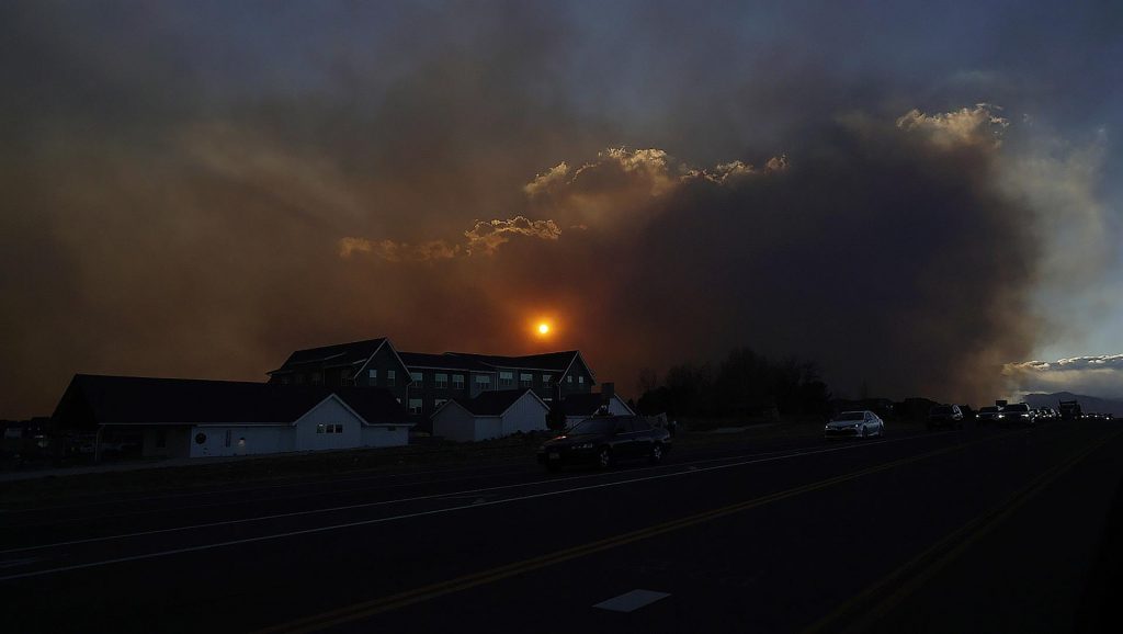 Incendios en Colorado dan tregua gracias a la nieve
