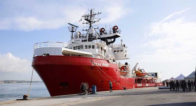 Italia levanta el bloqueo al barco humanitario "Ocean Viking"