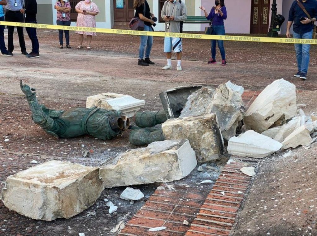 Puerto Rico recibe al rey de España con el derribo de la estatua de Ponce de León