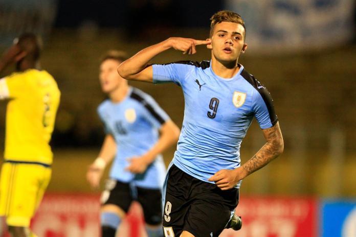 Dictan 90 días de prisión preventiva a futbolista uruguayo por porte de arma
