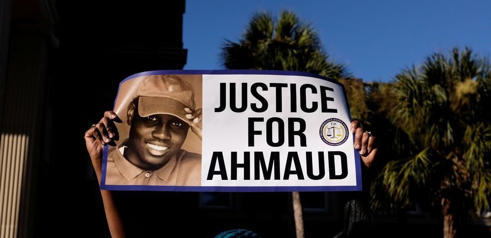 Condenados a cadena perpetua culpables de asesinato de afroamericano en EEUU