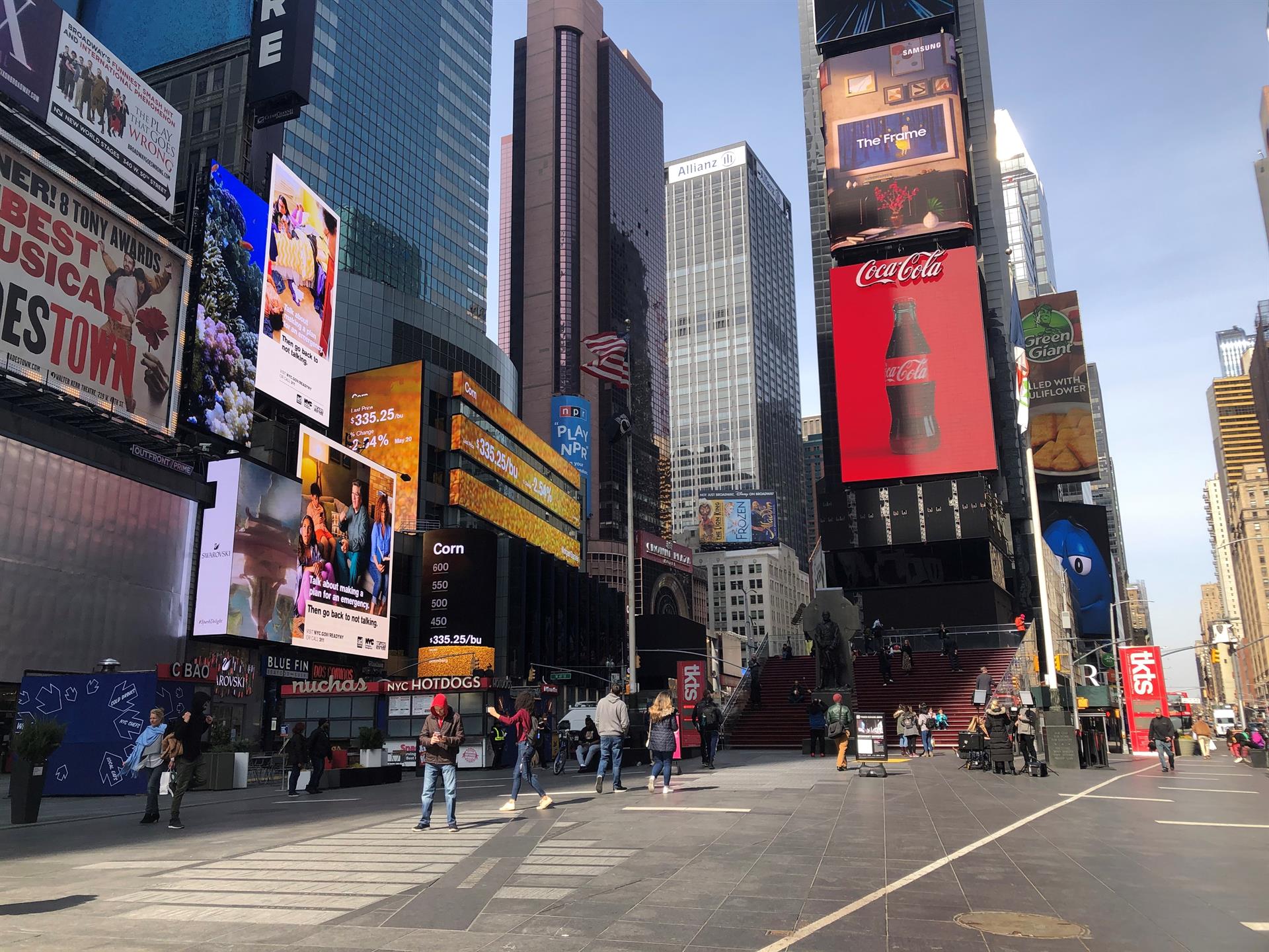Descienden contagios en Nueva York tras la ola de ómicron