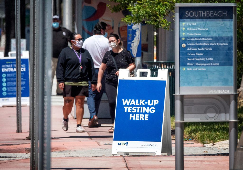 Estudio advierte que hasta 80% de Florida contraerá COVID-19 en esta nueva ola