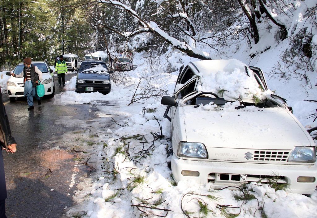 Intensa nevada en Pakistán dejó 22 turistas muertos en atasco