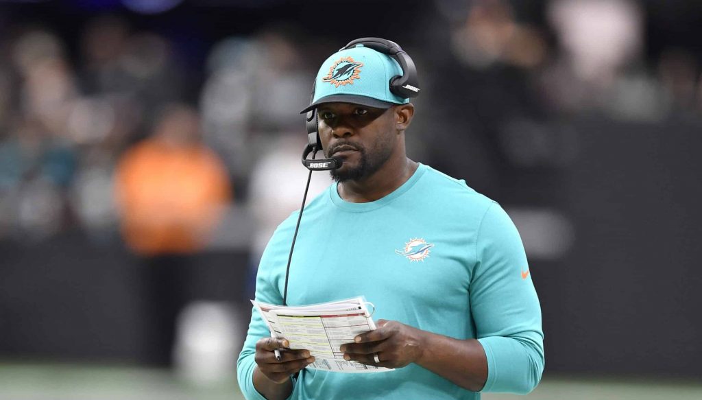 Brian Flores demandó en una corte federal de Nueva York a la NFL por discriminación racial