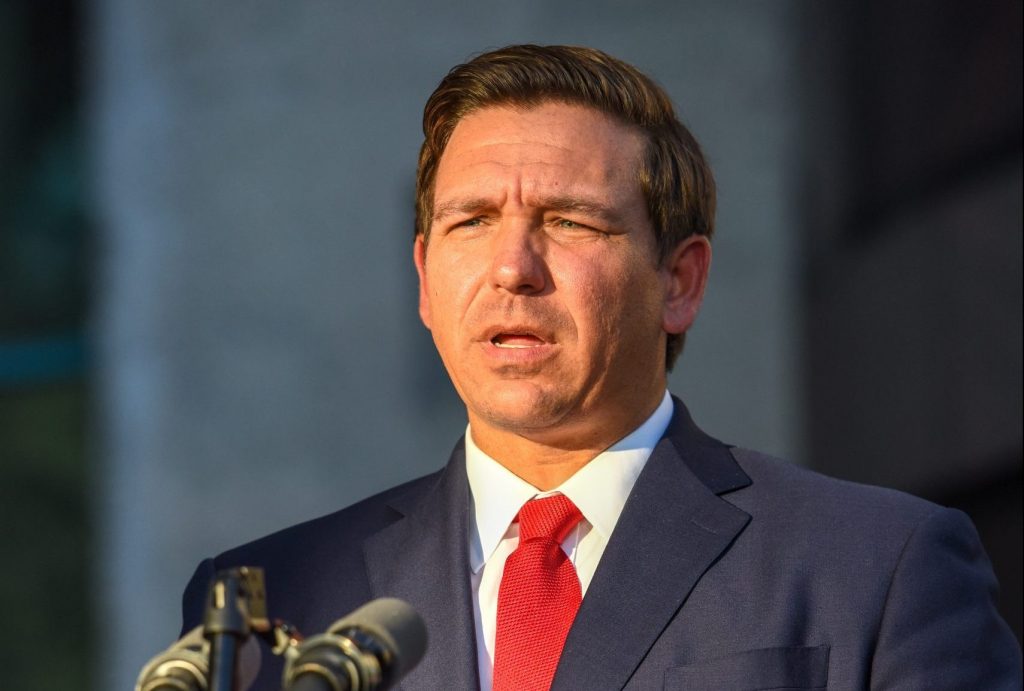 Florida reforzó demanda contra Gobierno por liberar inmigrantes en la frontera