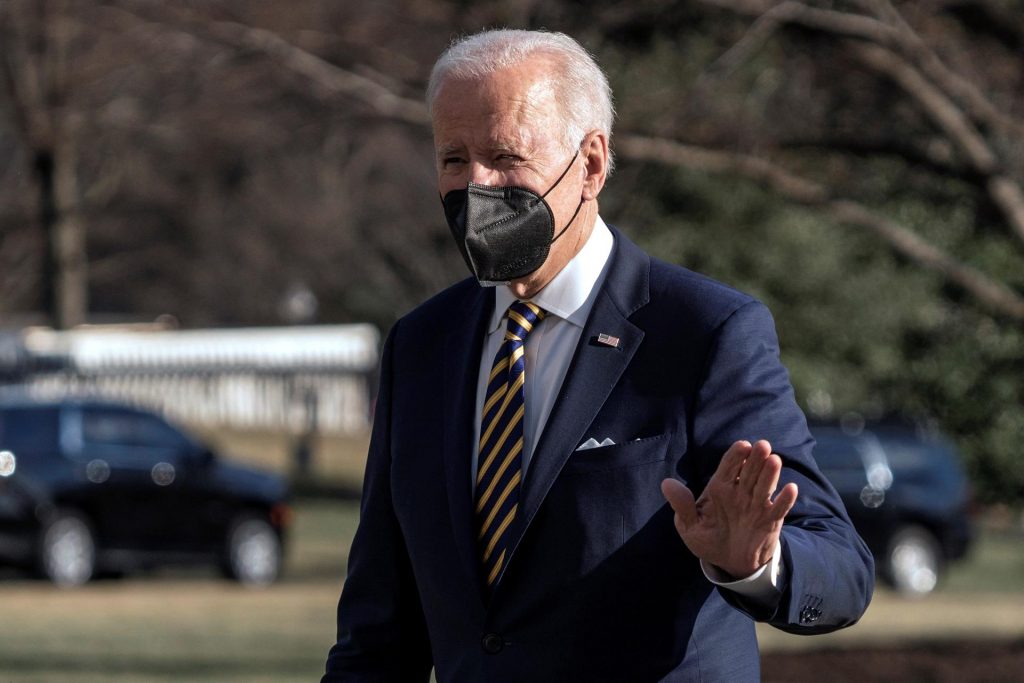 Biden baraja 4 nombres de juezas negras para la nominación al Supremo