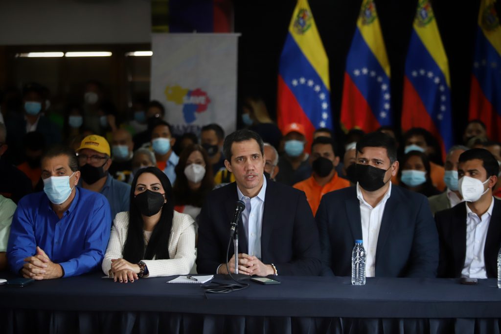 Guaidó denunciará a Trinidad y Tobago por "maltrato" a migrantes venezolanos