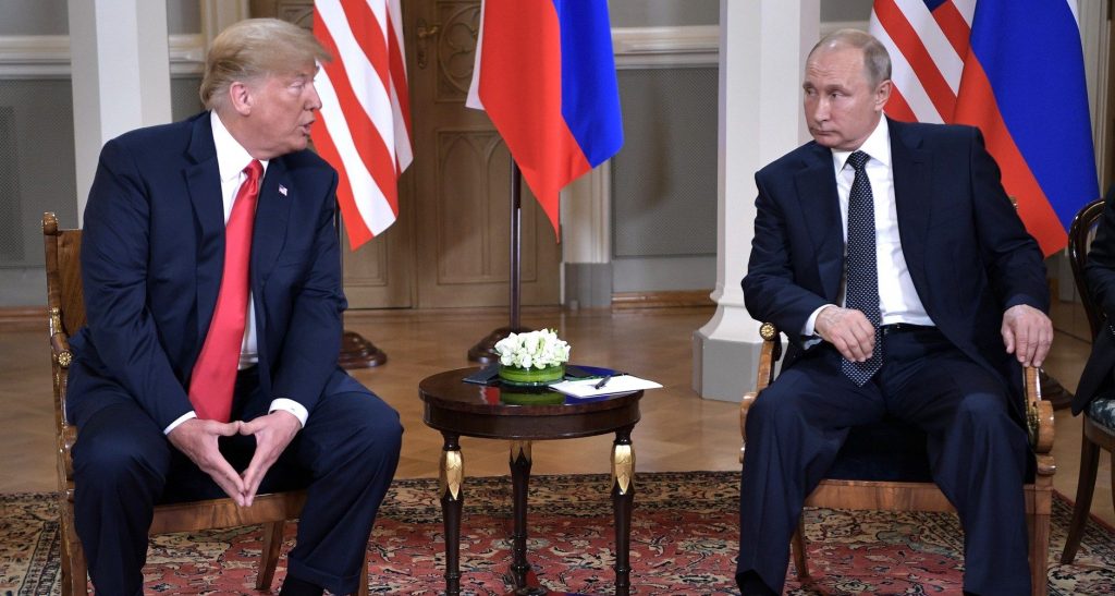 Trump alaba a Putin y asegura que con él no hubiesen ocurrido las tensiones por Ucrania