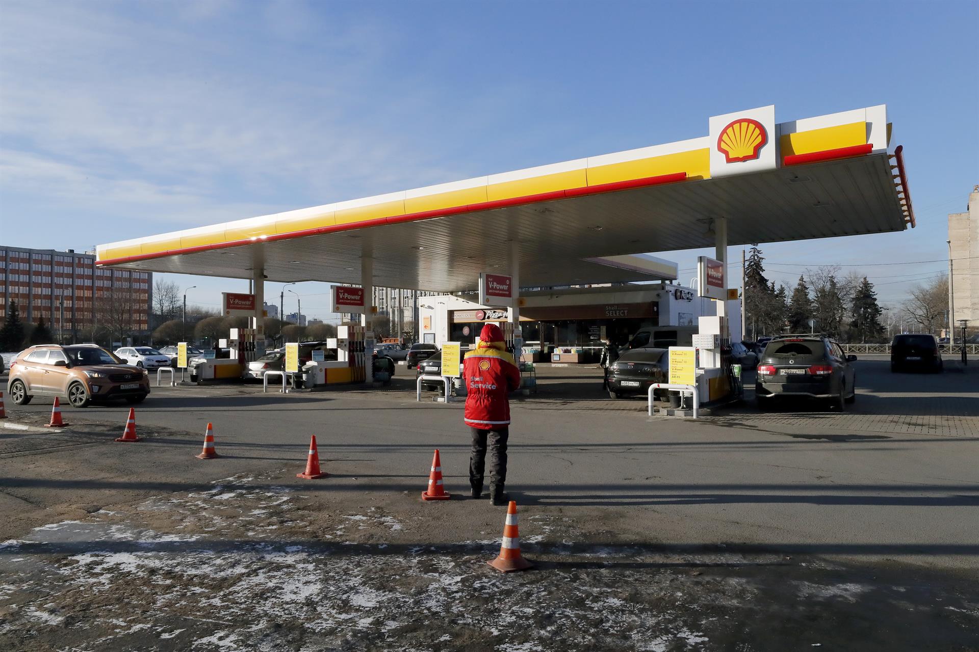 EEUU prohíbe las importaciones de petróleo, gas y energía de Rusia