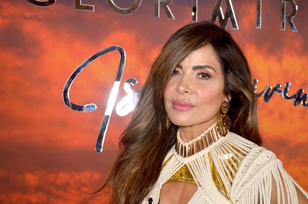 Gloria Trevi apuesta por música y esperanza para salir de la "oscuridad"